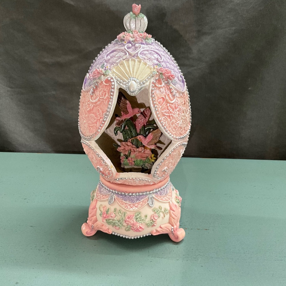 Hummingbird Musical Egg Figurine Someday My Prince Will Come Pink Lavender Decor